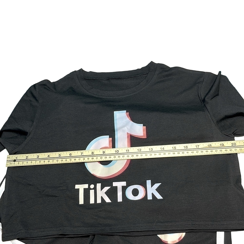 TikTok Logo Cropped Tee Shorts Lounge Set Pockets Large Bonus Tik Tok Stickers - Picture 11 of 16
